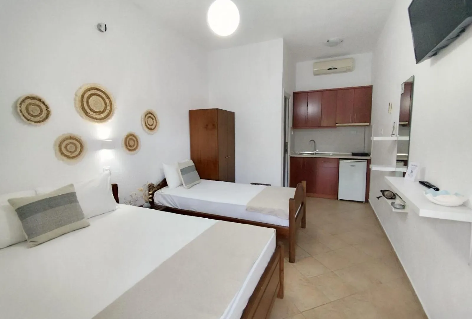 The Port Apartment Porto Koufo