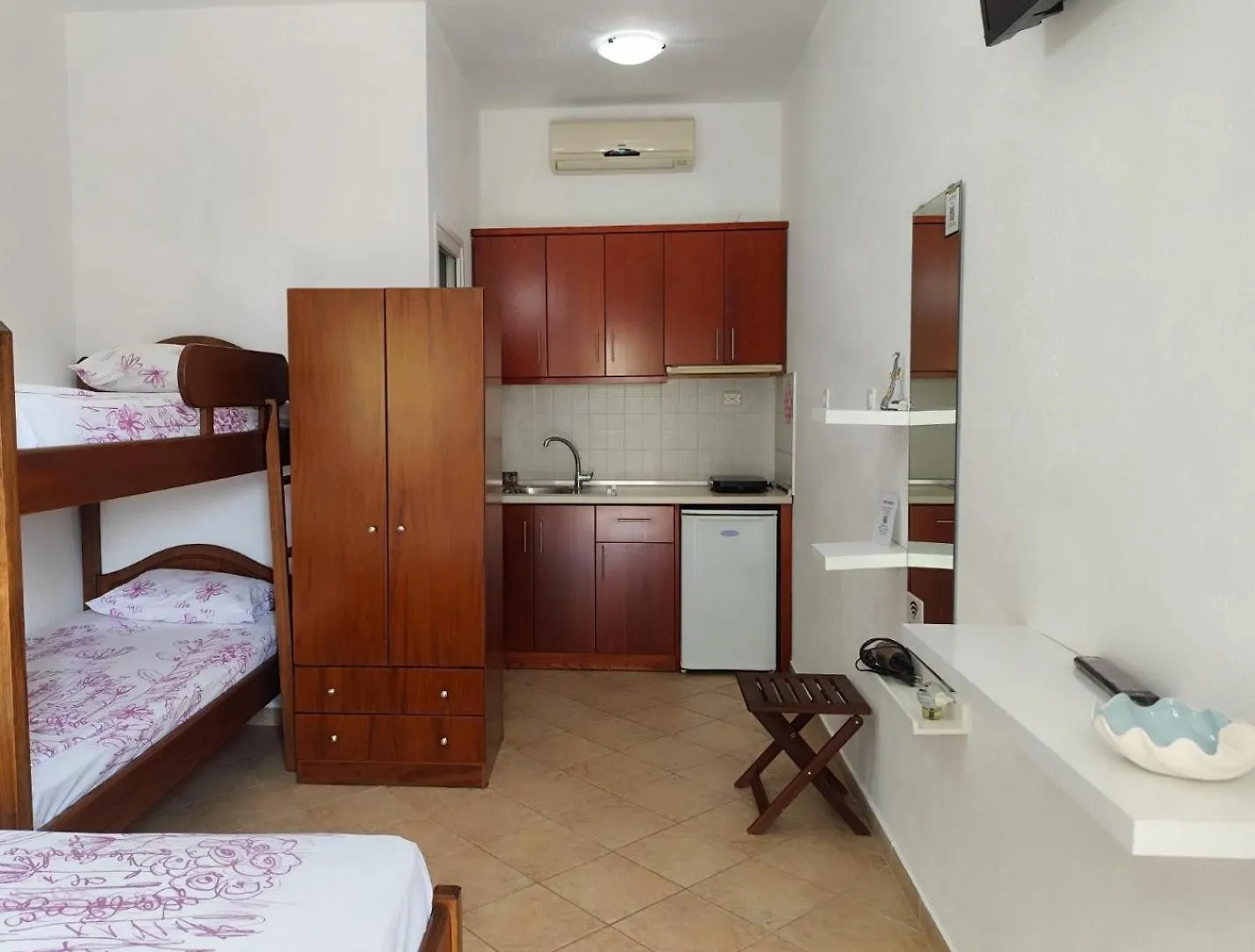 The Port Apartment Porto Koufo Grecia